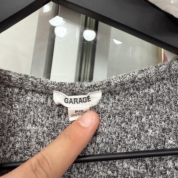 Garage Gray Short Sleeve Crop Blouse - Picture 3 of 4